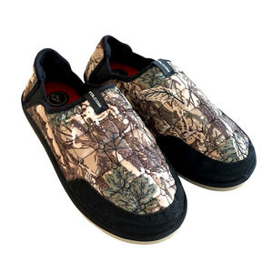 VOLCOM Recliner Men's Size 7/EU 39 Black Green Camo Quilted Comfort Slipper NEW